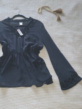 NWT CHARMING CHARLIE Charcoal Black Beaded Bell Sleeve Sheer Blouse V-Neck Top S